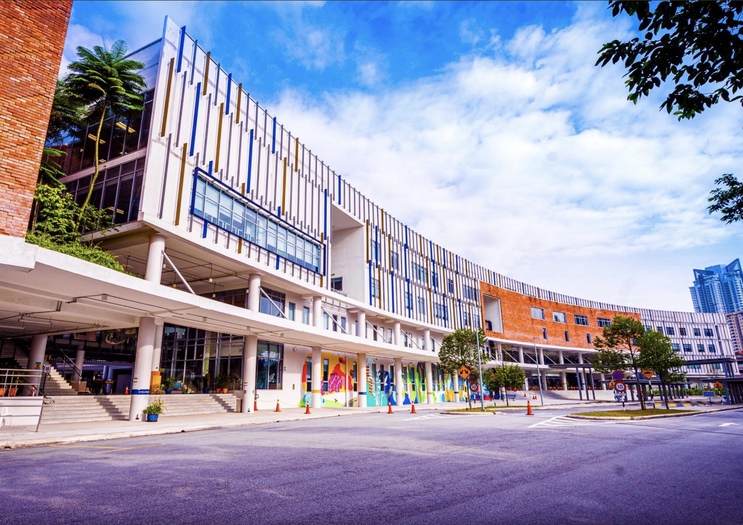 The International School of Kuala Lumpur - School entrance