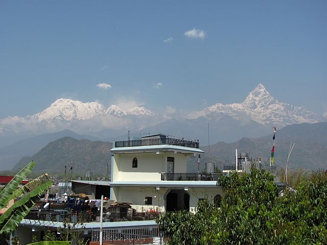 nepal-house-and-mountains