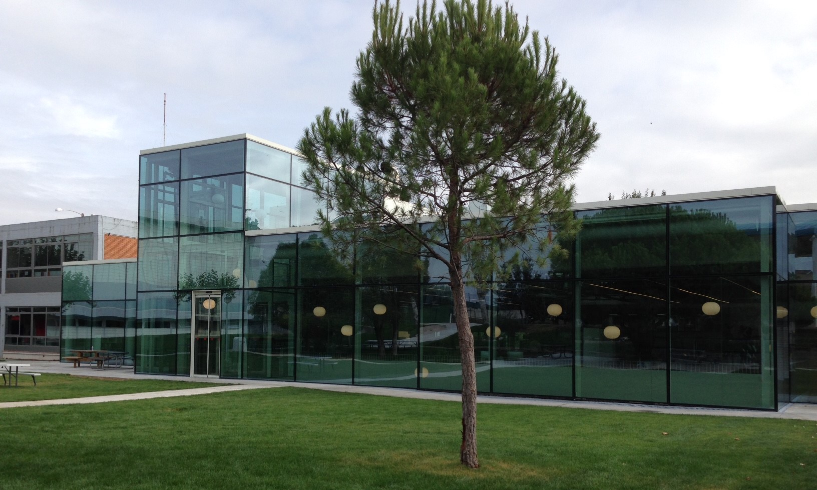 American School of Madrid - School information
