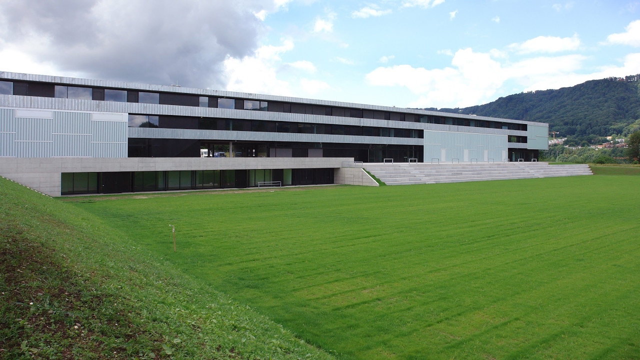 Teaching abroad in Switzerland Country