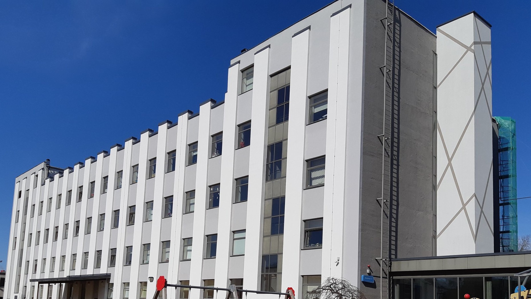 Teaching at international schools in Tallinn City