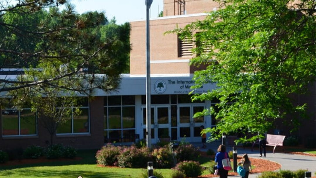 Teaching at international schools in Eden Prairie City