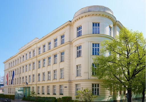 Danube International School